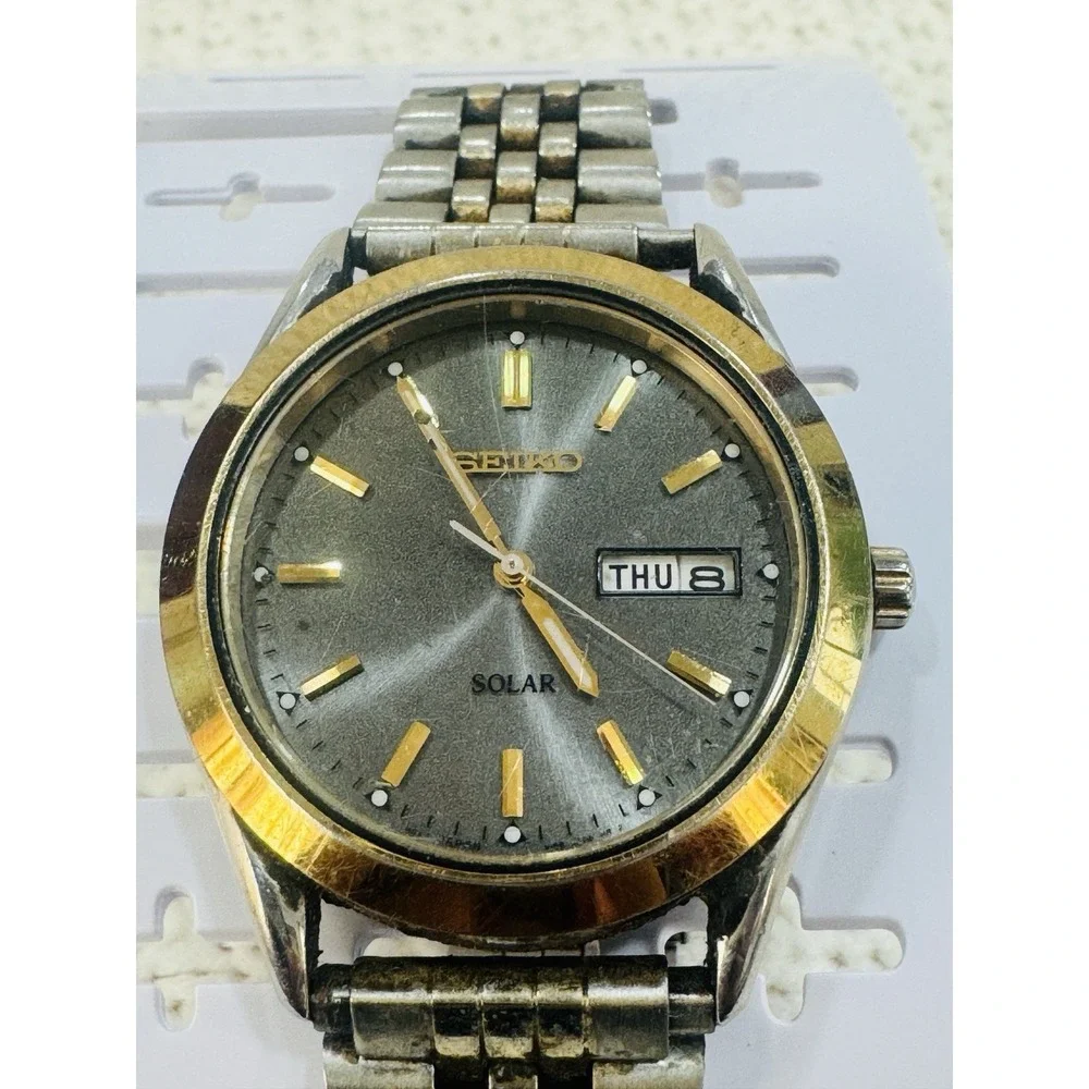 Seiko V158-0AB0 Solar Two Tone Day Date Watch Untested
